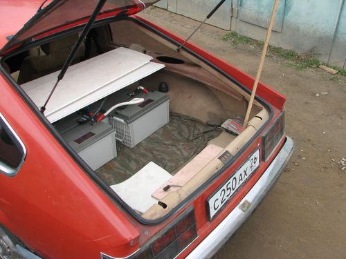 Opel Monza электро - еще четыре аккумулятора заняли часть пространства багажника